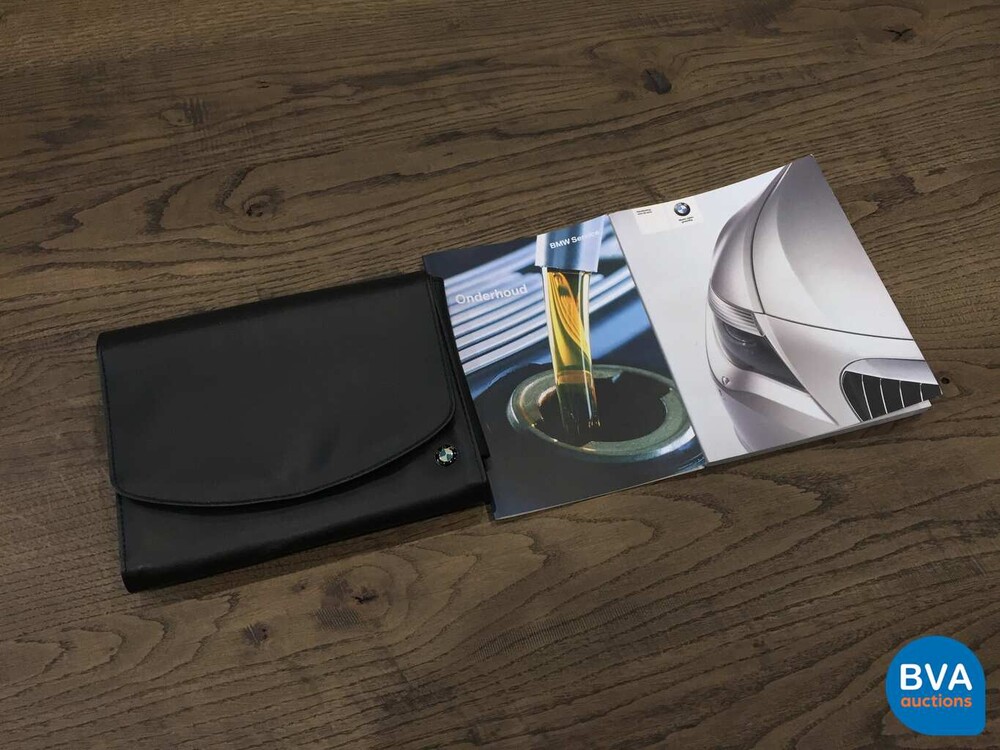 BMW 645Ci Cabriolet 4.4 V8 333 PS Original NL 6-Serie 2005, 86-RF-NK.