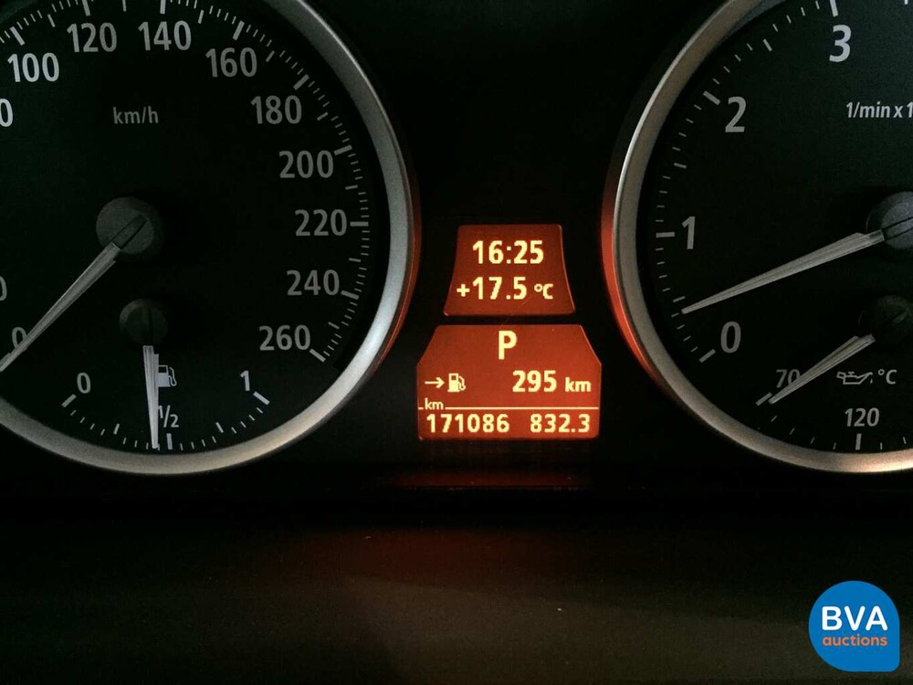 BMW 645Ci Cabriolet 4.4 V8 333 PS Original NL 6-Serie 2005, 86-RF-NK.