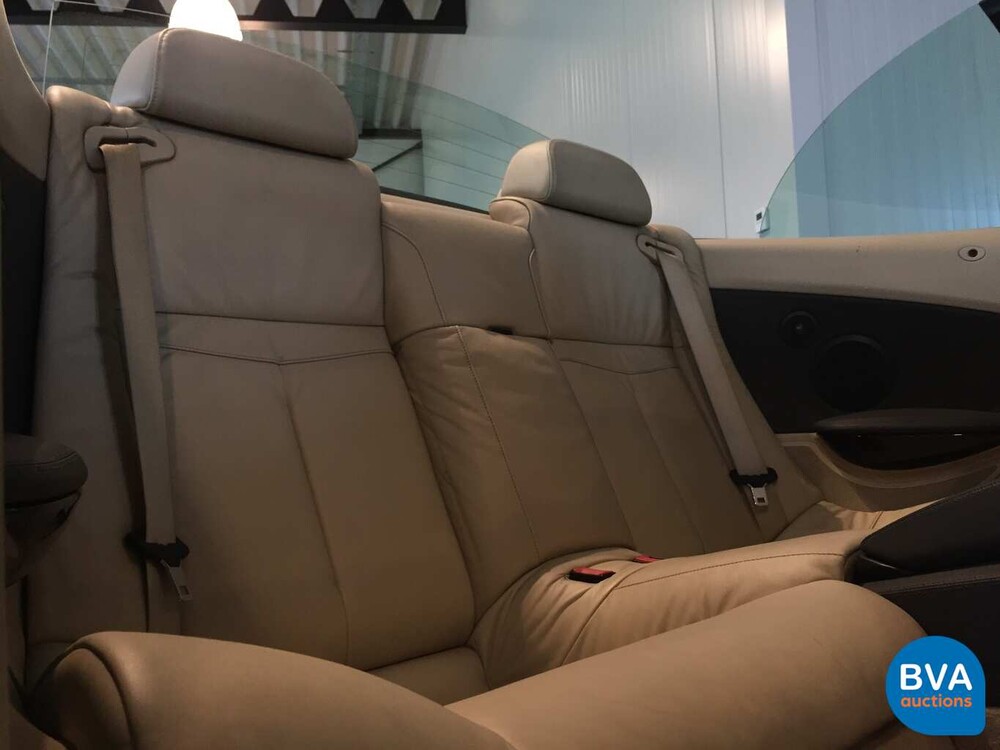 BMW 645Ci Cabriolet 4.4 V8 333 PS Original NL 6-Serie 2005, 86-RF-NK.