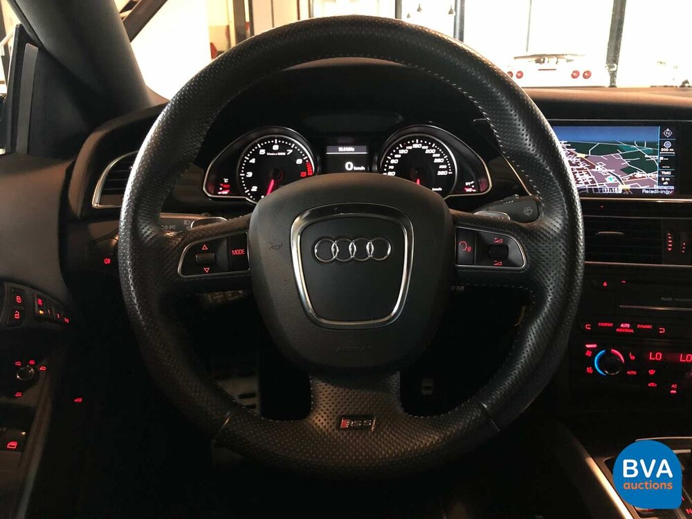 Audi RS5 Coupe 4.2 FSI Quattro 450pk 2011, GB-744-F