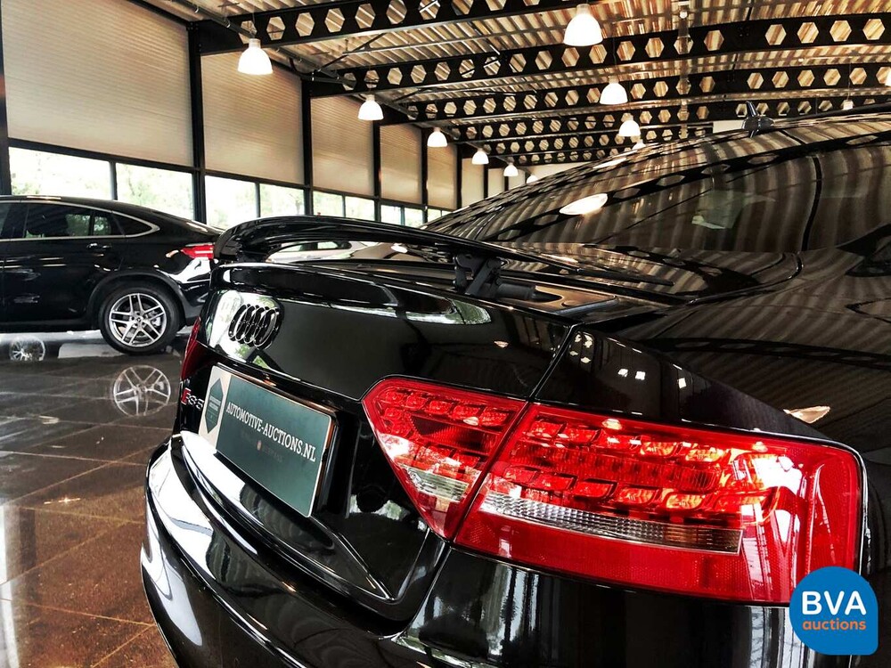 Audi RS5 Coupe 4.2 FSI Quattro 450pk 2011, GB-744-F