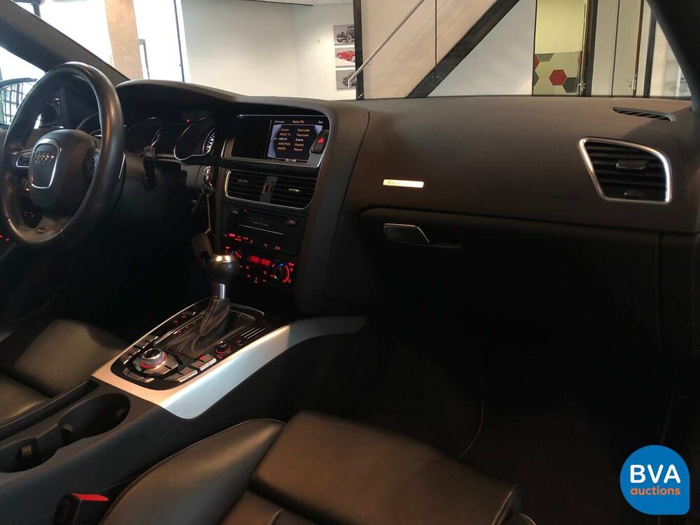 Audi RS5 Coupe 4.2 FSI Quattro 450pk 2011, GB-744-F