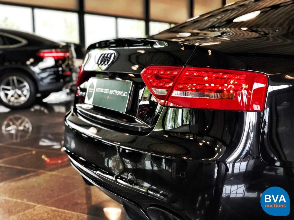 Audi RS5 Coupe 4.2 FSI Quattro 450pk 2011, GB-744-F