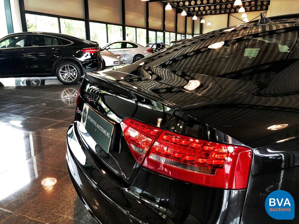 Audi RS5 Coupe 4.2 FSI Quattro 450pk 2011, GB-744-F