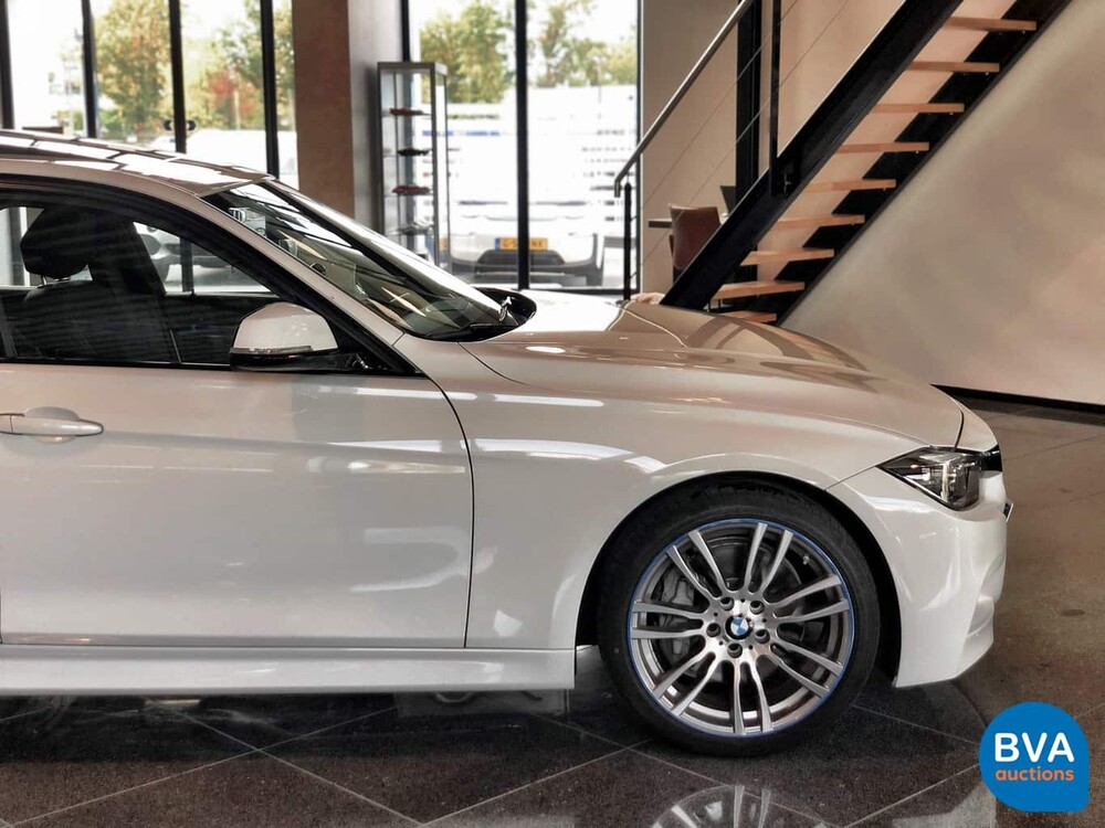 BMW 340i Sedan 326pk M-Sport 3-Serie 2017, ZF-374-X
