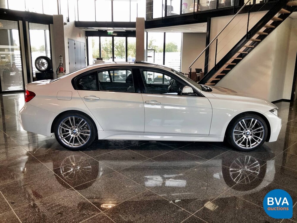 BMW 340i Sedan 326pk M-Sport 3-Serie 2017, ZF-374-X