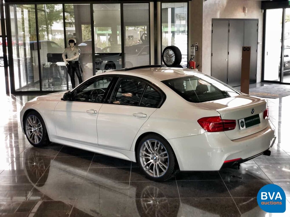 BMW 340i Sedan 326pk M-Sport 3-Serie 2017, ZF-374-X
