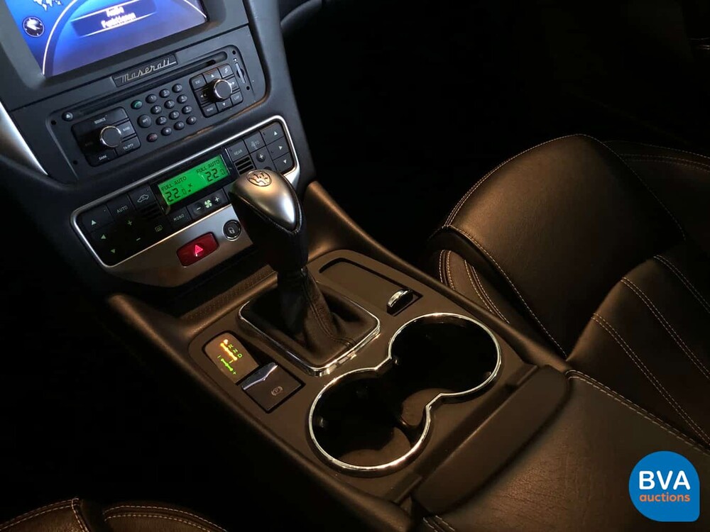 Maserati Gran Turismo S 4.7 2011 439pk V8