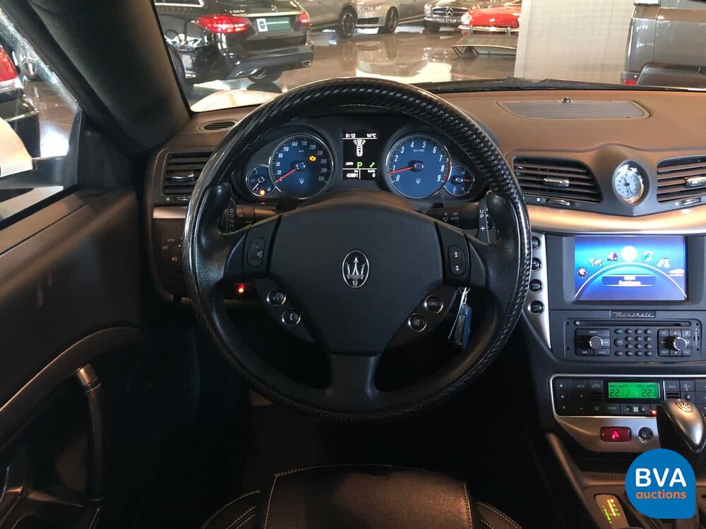 Maserati Gran Turismo S 4.7 2011 439pk V8