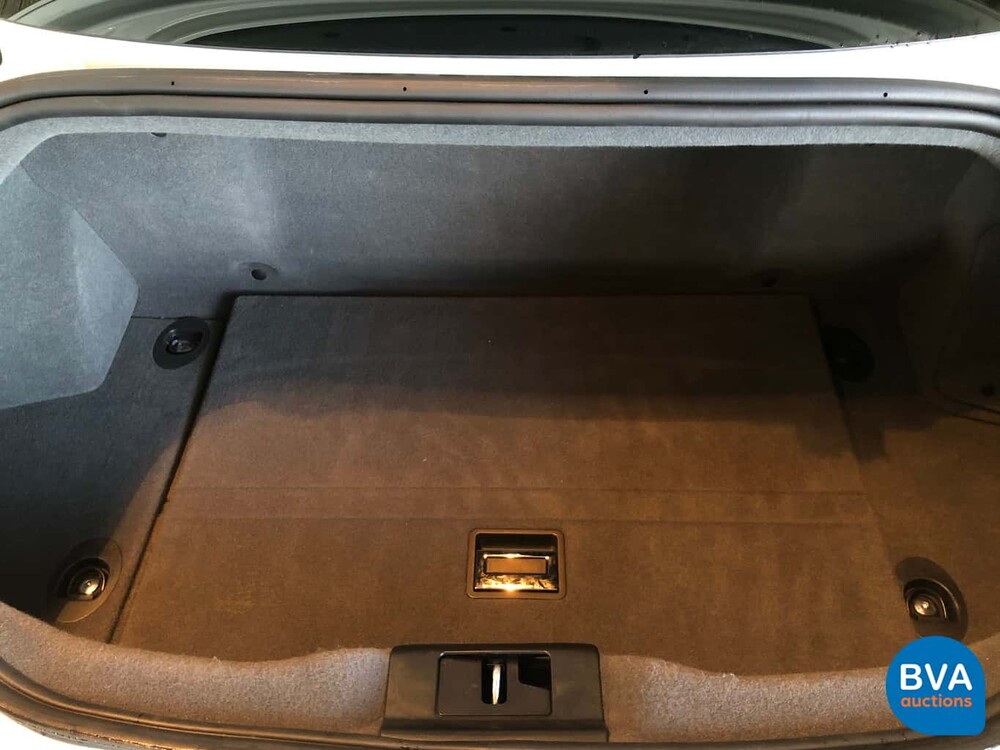 Maserati Gran Turismo S 4.7 2011 439pk V8
