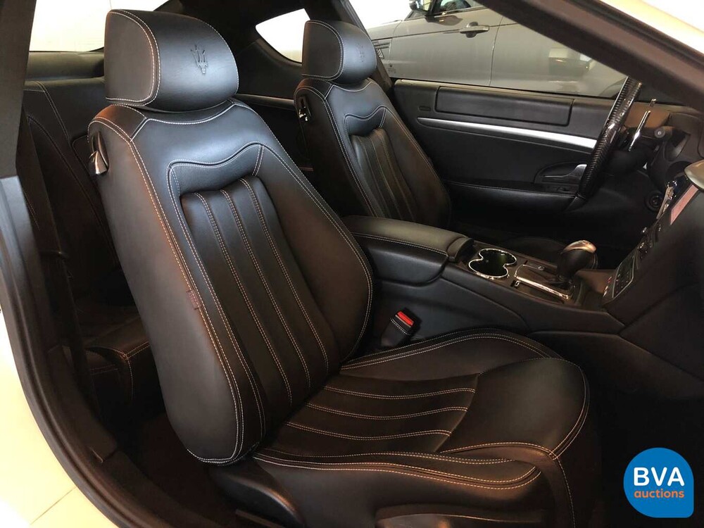 Maserati Gran Turismo S 4.7 2011 439pk V8