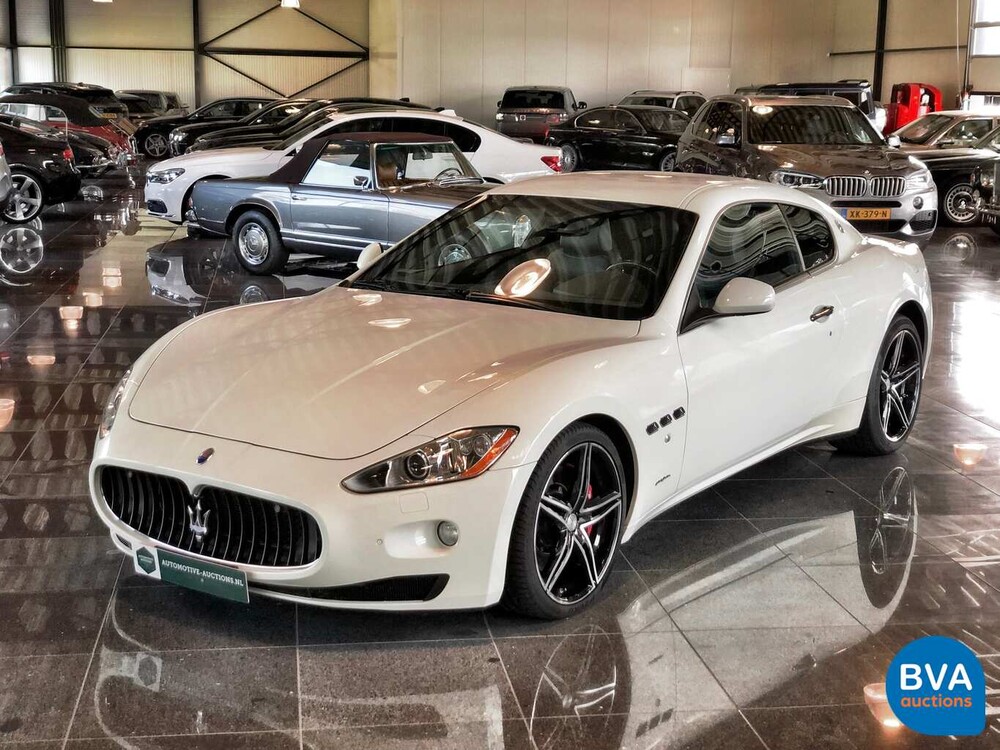 Maserati Gran Turismo S 4.7 2011 439 hp V8.
