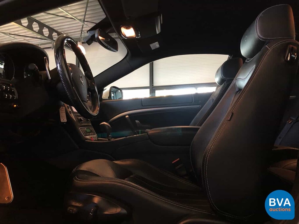 Maserati Gran Turismo S 4.7 2011 439pk V8