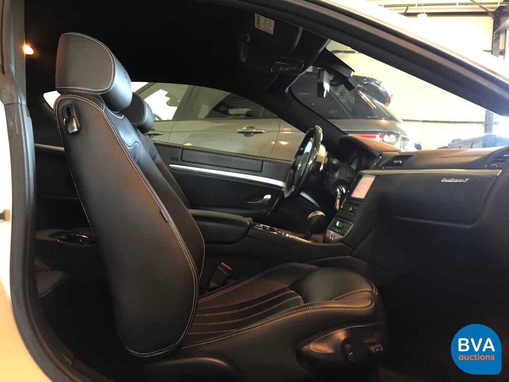 Maserati Gran Turismo S 4.7 2011 439pk V8