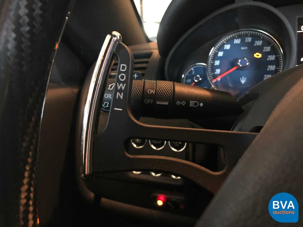 Maserati Gran Turismo S 4.7 2011 439pk V8