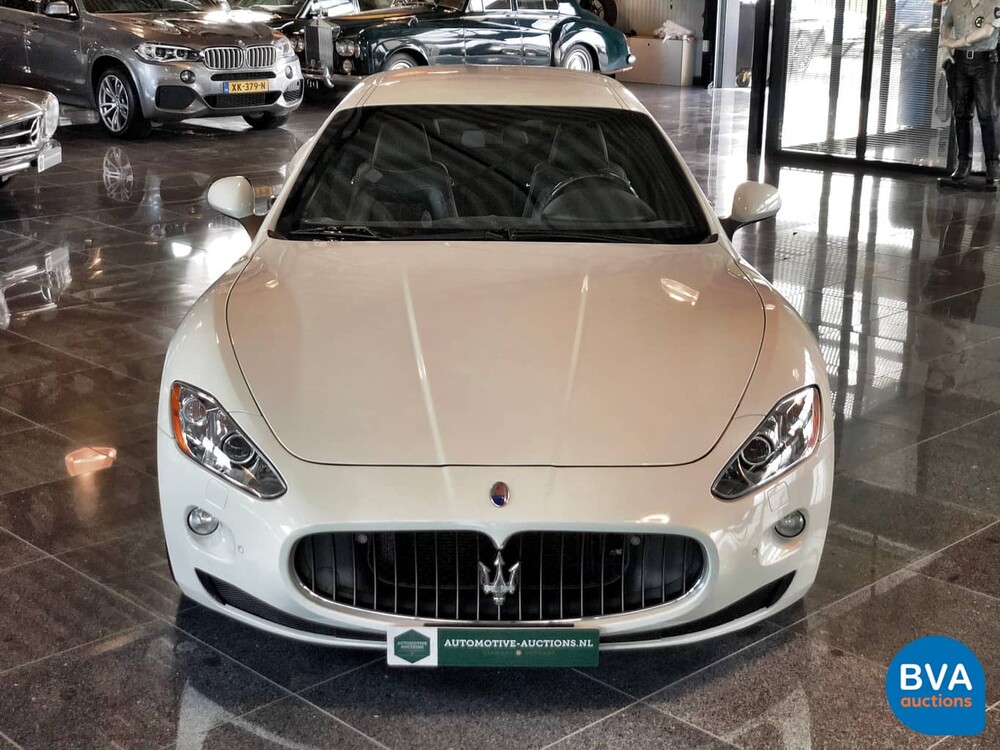 Maserati Gran Turismo S 4.7 2011 439pk V8