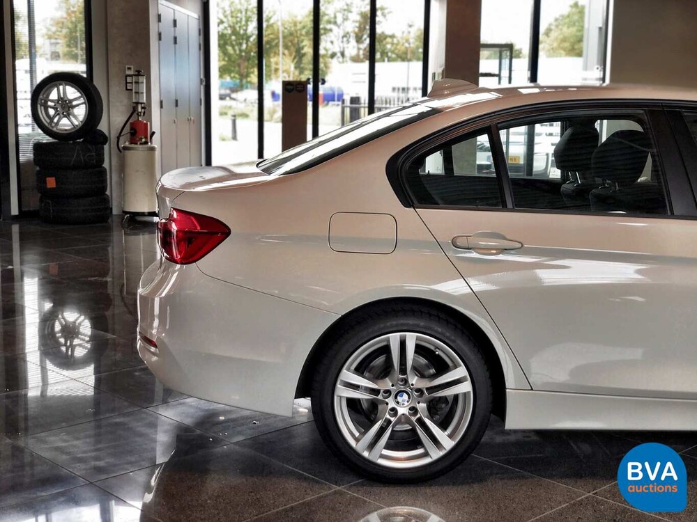 BMW 318i Sedan 136pk 3-serie 2015 -Facelift-, TZ-591-B