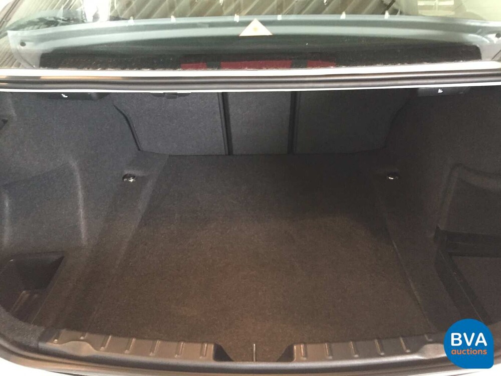 BMW 318i Sedan 136pk 3-serie 2015 -Facelift-, TZ-591-B