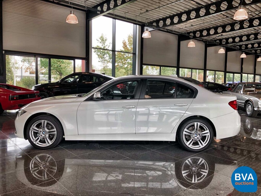 BMW 318i Sedan 136pk 3-serie 2015 -Facelift-, TZ-591-B
