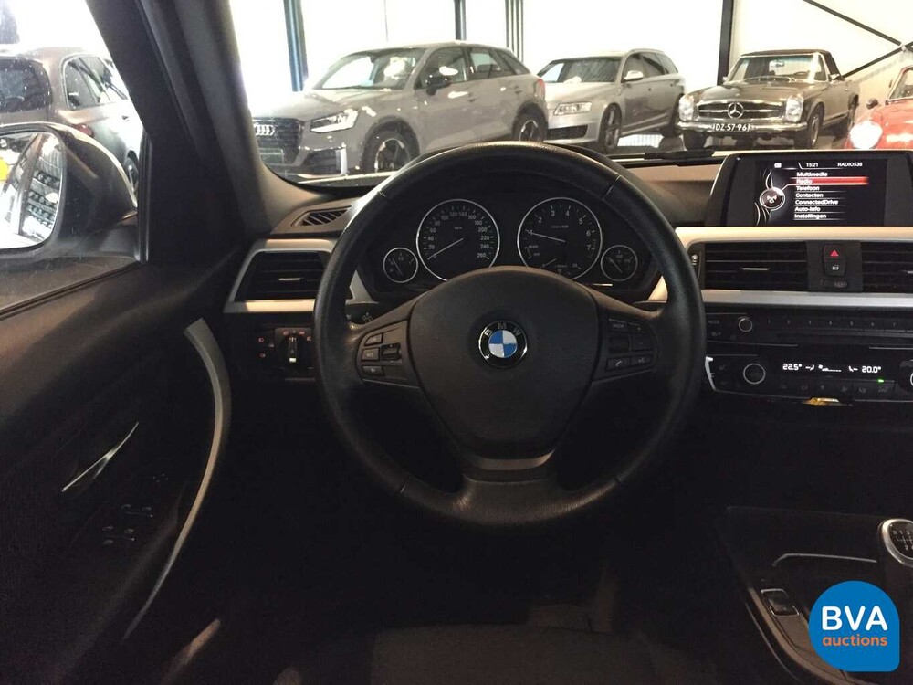 BMW 318i Sedan 136pk 3-serie 2015 -Facelift-, TZ-591-B