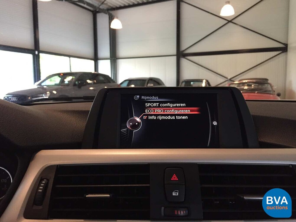 BMW 318i Sedan 136pk 3-serie 2015 -Facelift-, TZ-591-B