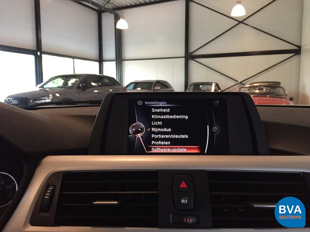 BMW 318i Sedan 136pk 3-serie 2015 -Facelift-, TZ-591-B