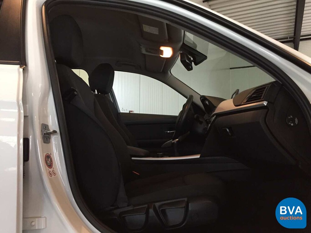 BMW 318i Sedan 136pk 3-serie 2015 -Facelift-, TZ-591-B