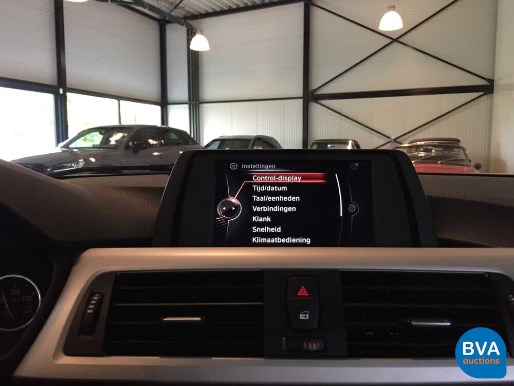 BMW 318i Sedan 136pk 3-serie 2015 -Facelift-, TZ-591-B