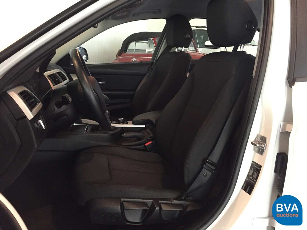 BMW 318i Sedan 136pk 3-serie 2015 -Facelift-, TZ-591-B