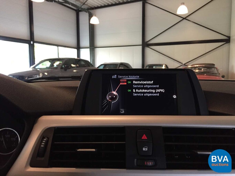 BMW 318i Sedan 136pk 3-serie 2015 -Facelift-, TZ-591-B