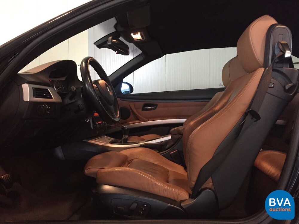 BMW 325i M-Sport Cabriolet 218hp -Org NL- 3-Series 2007, 06-XP-XS.