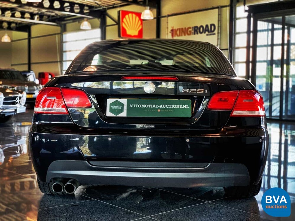 BMW 325i M-Sport Cabriolet 218hp -Org NL- 3-Series 2007, 06-XP-XS.