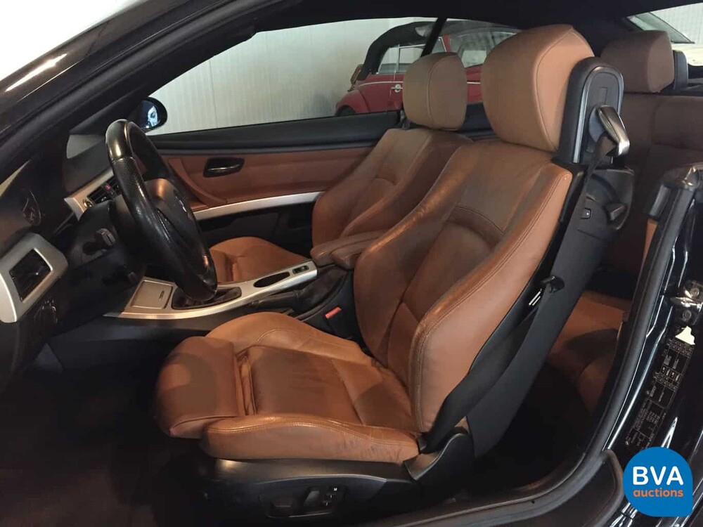 BMW 325i M-Sport Cabriolet 218hp -Org NL- 3-Series 2007, 06-XP-XS.