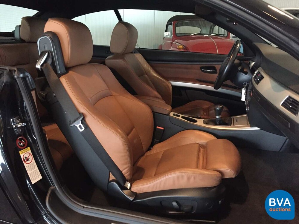 BMW 325i M-Sport Cabriolet 218hp -Org NL- 3-Series 2007, 06-XP-XS.