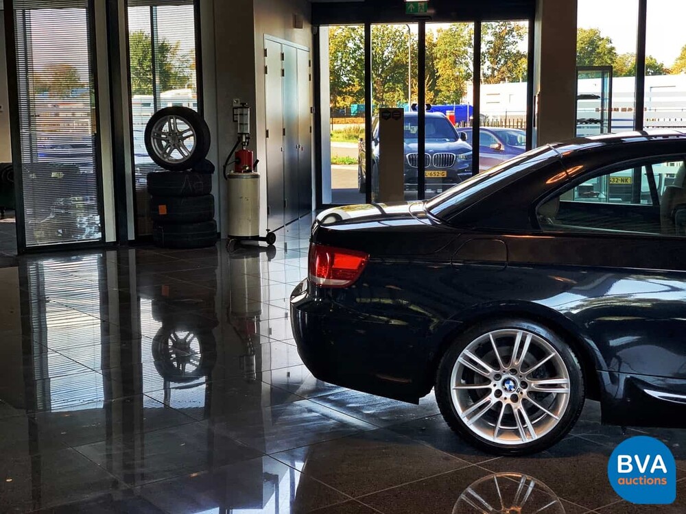 BMW 325i M-Sport Cabriolet 218hp -Org NL- 3-Series 2007, 06-XP-XS.