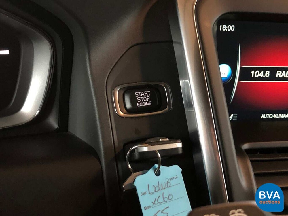 Volvo XC60 2.0 T5 Ocean Race 245hp 2016, NK-762-G.