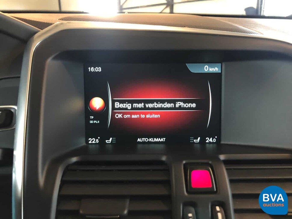 Volvo XC60 2.0 T5 Ocean Race 245hp 2016, NK-762-G.