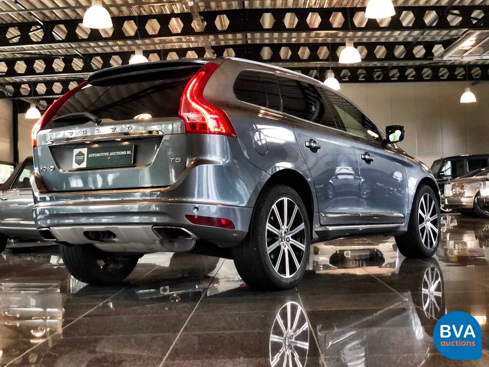 Volvo XC60 2.0 T5 Ocean Race 245hp 2016, NK-762-G.