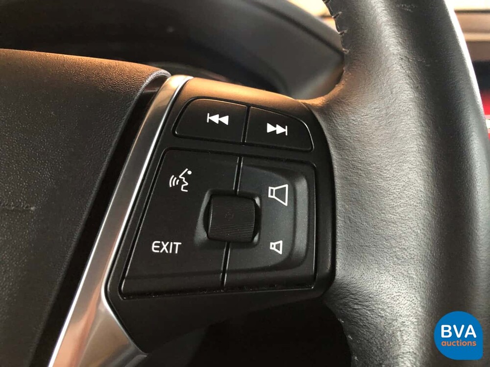 Volvo XC60 2.0 T5 Ocean Race 245hp 2016, NK-762-G.