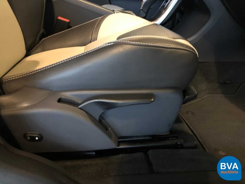 Volvo XC60 2.0 T5 Ocean Race 245hp 2016, NK-762-G.