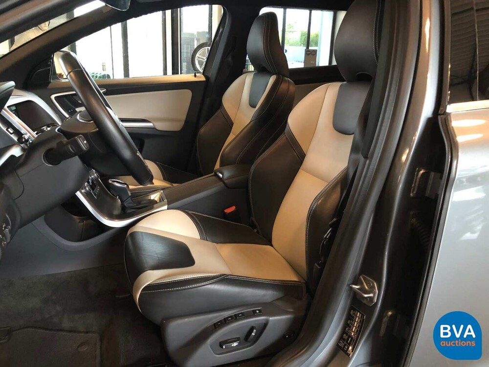 Volvo XC60 2.0 T5 Ocean Race 245hp 2016, NK-762-G.