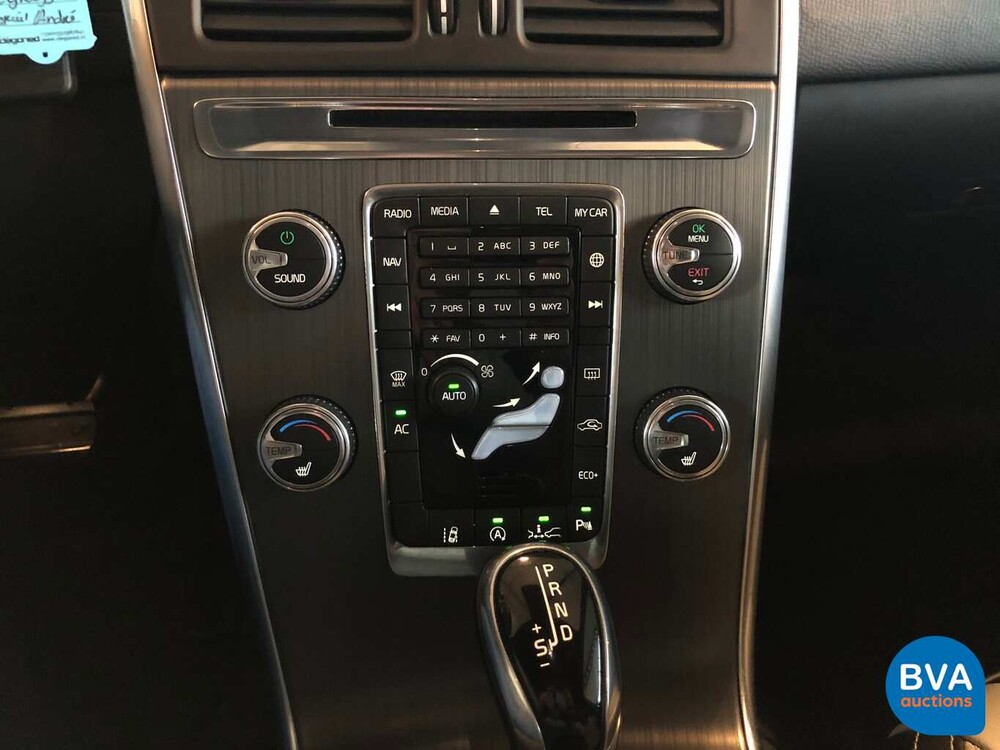 Volvo XC60 2.0 T5 Ocean Race 245hp 2016, NK-762-G.