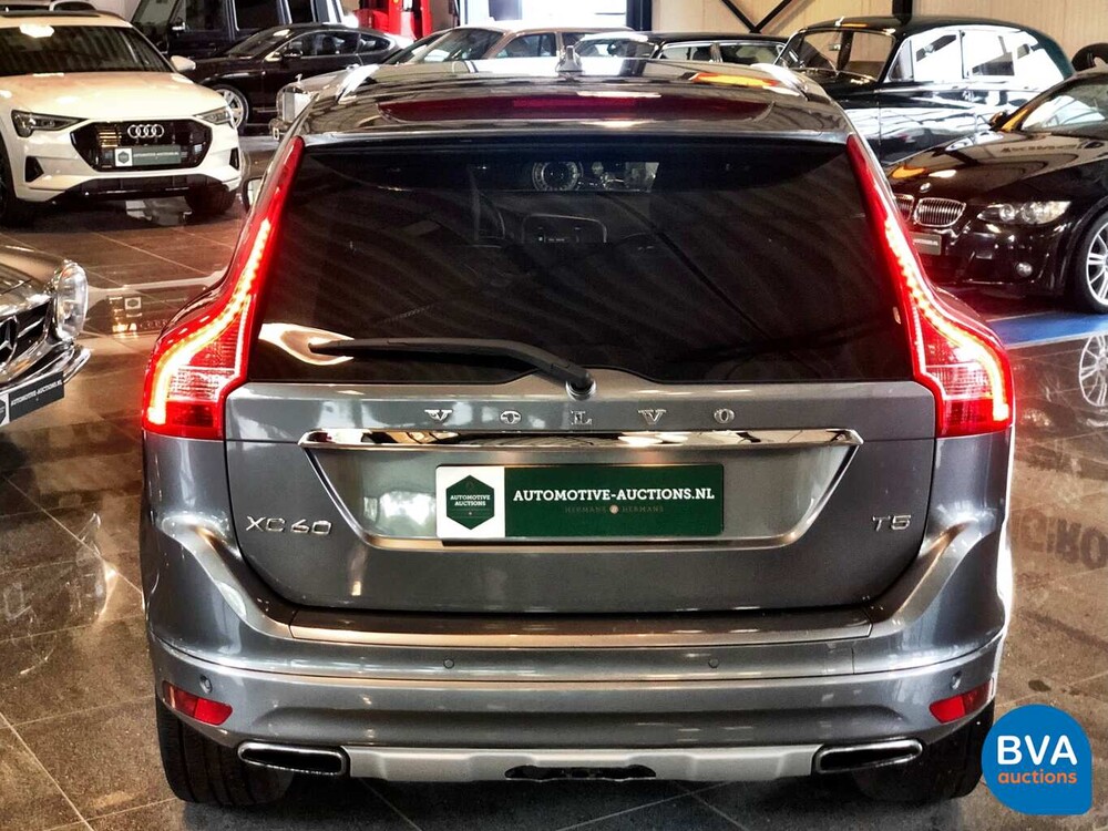 Volvo XC60 2.0 T5 Ocean Race 245hp 2016, NK-762-G.