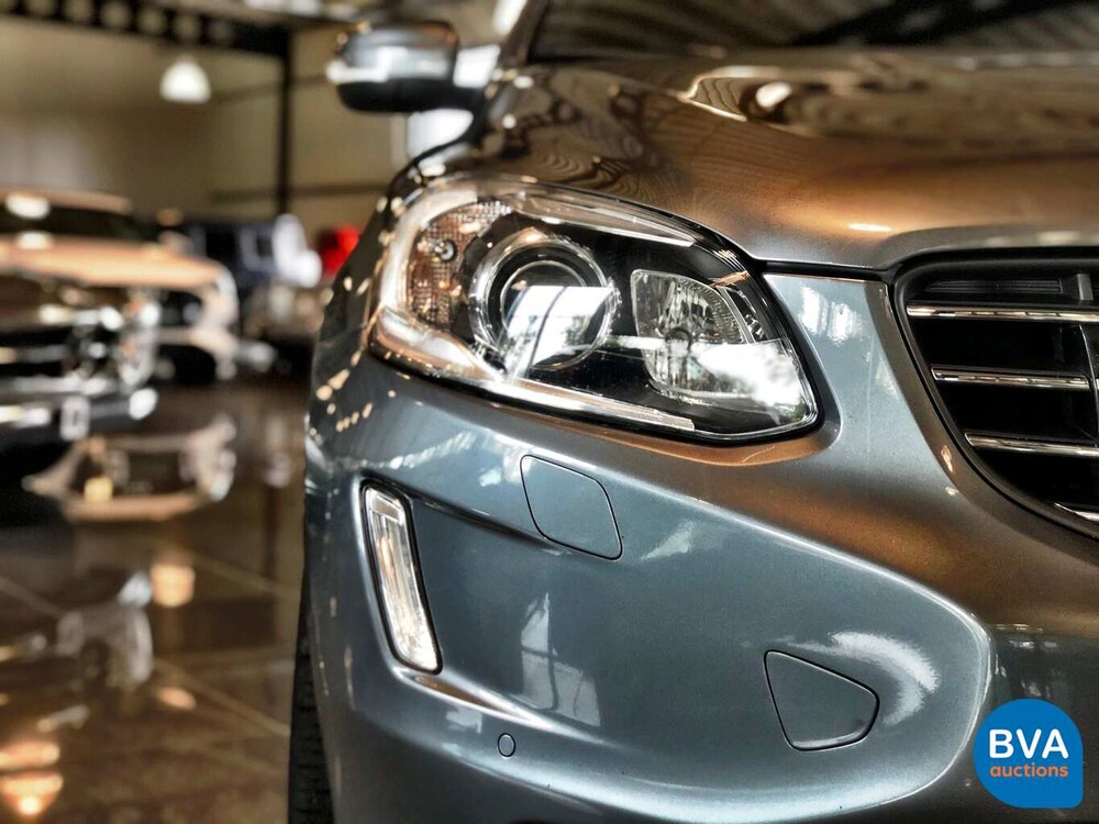 Volvo XC60 2.0 T5 Ocean Race 245hp 2016, NK-762-G.