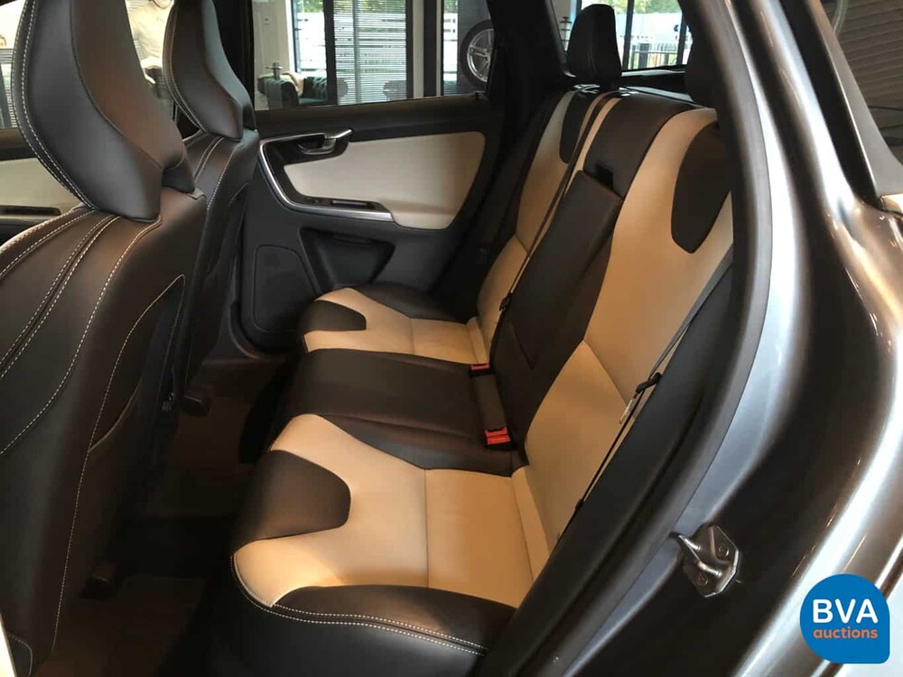 Volvo XC60 2.0 T5 Ocean Race 245hp 2016, NK-762-G.