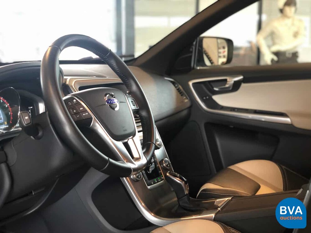 Volvo XC60 2.0 T5 Ocean Race 245hp 2016, NK-762-G.