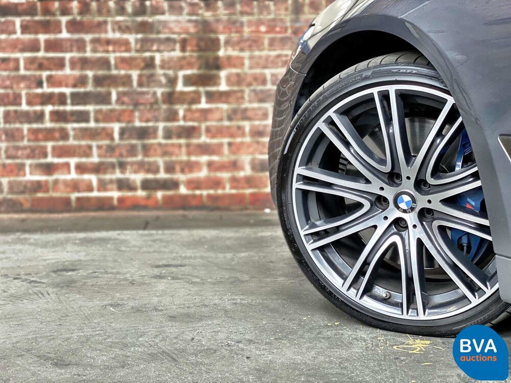 BMW M550d xDrive 400pk 2017 M550 5-serie M-Sport Sedan NW-MODEL