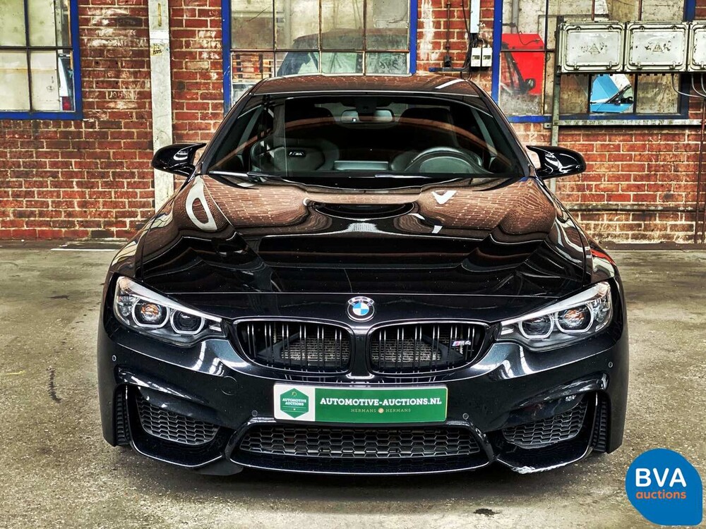 BMW M4 Competition 450pk Drivelogic Coupe 4-serie 2018 M-Performance