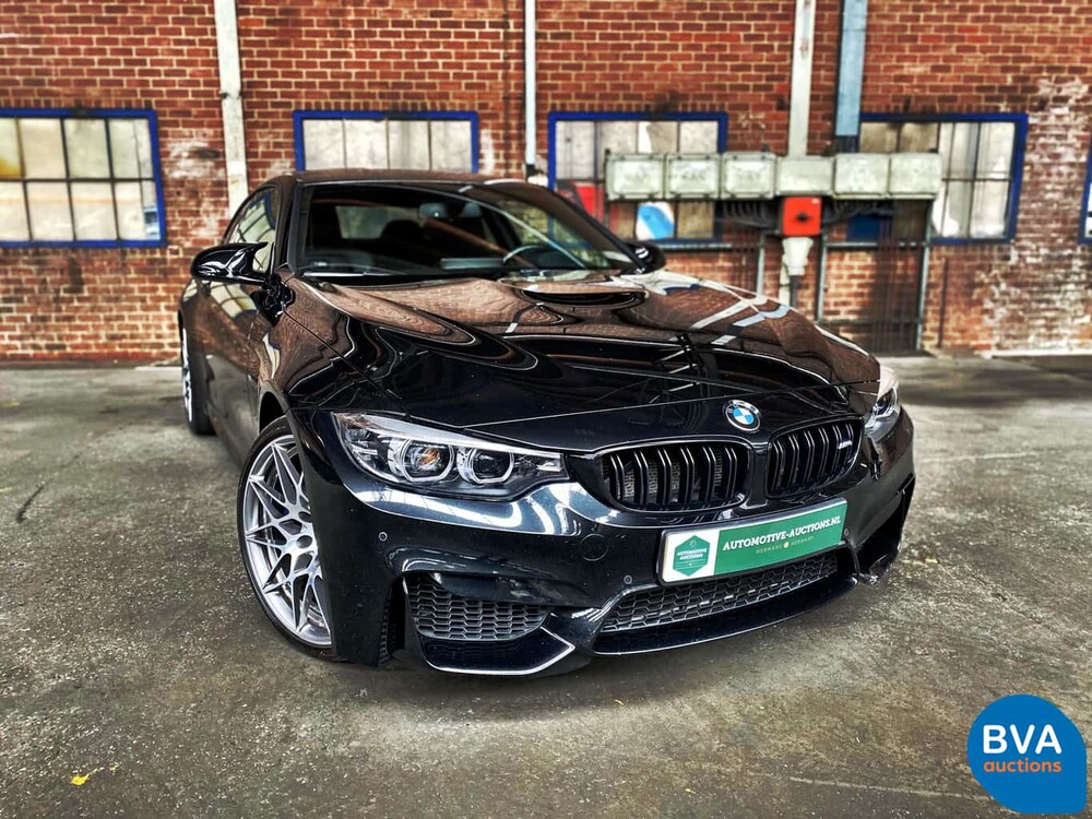BMW M4 Competition 450pk Drivelogic Coupe 4-serie 2018 M-Performance