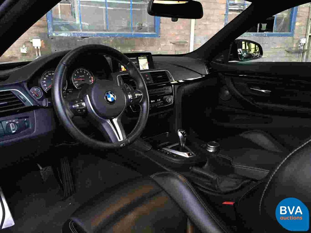 BMW M4 Competition 450pk Drivelogic Coupe 4-serie 2018 M-Performance